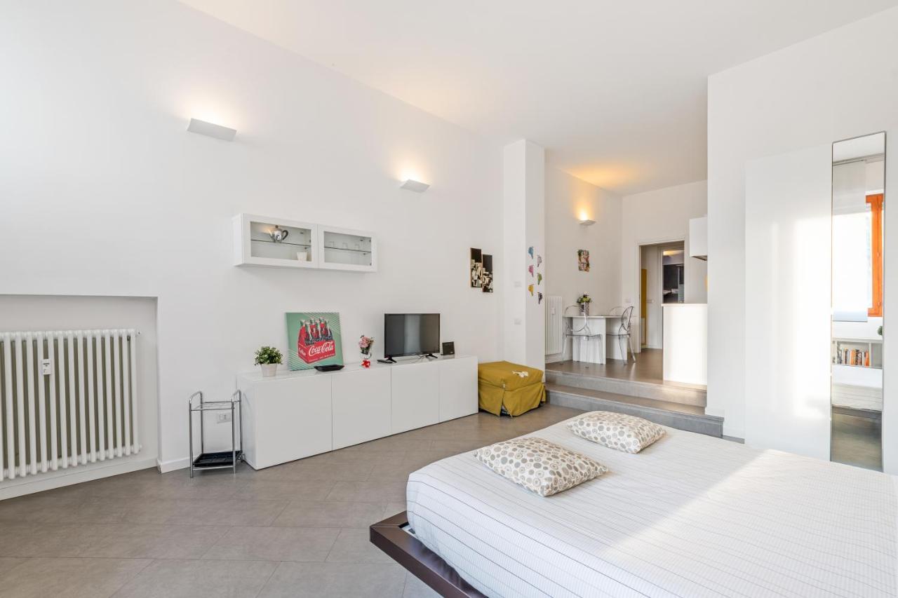 Il Salice - Affitti Brevi Italia Apartment Lecco Ngoại thất bức ảnh