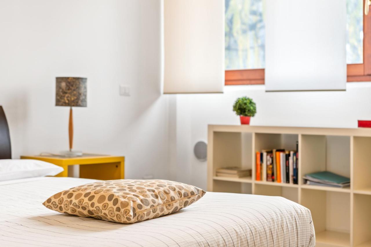 Il Salice - Affitti Brevi Italia Apartment Lecco Ngoại thất bức ảnh